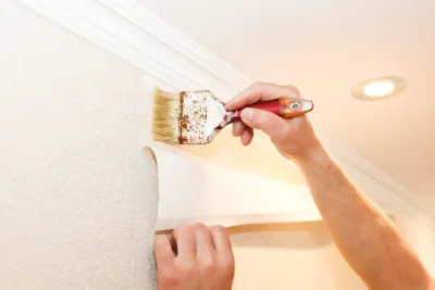 Pose de papier peint aux Roises — revêtements muraux et toiles de verre